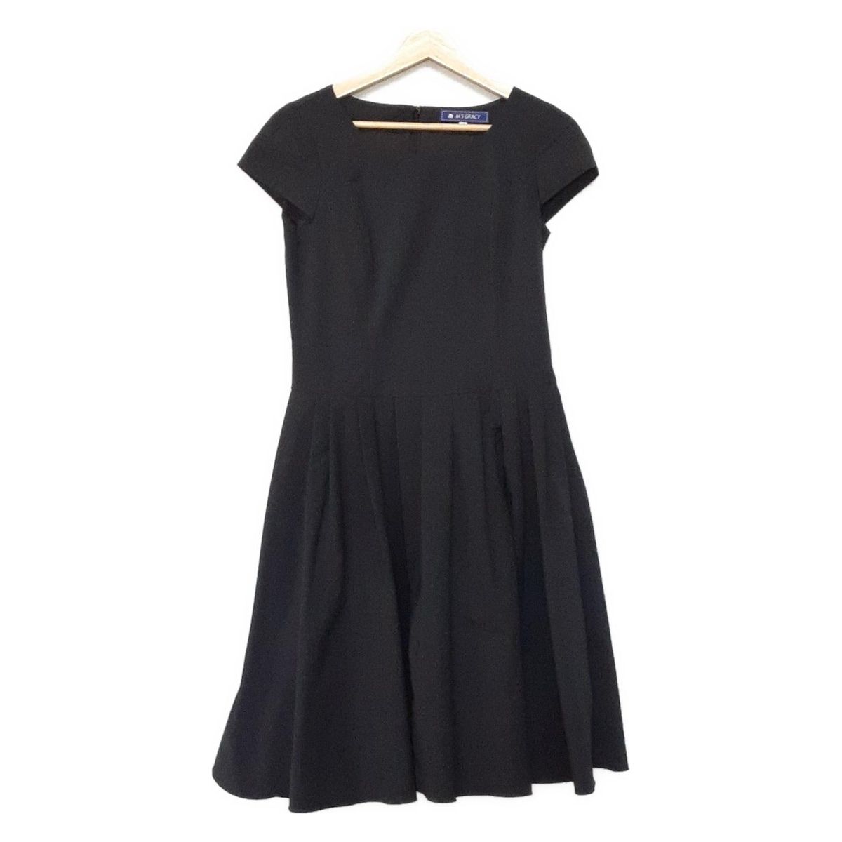 M S GRACY エムズグレイシー ワンピース サイズ40 M レディース - 黒 クルーネック 半袖 ひざ丈