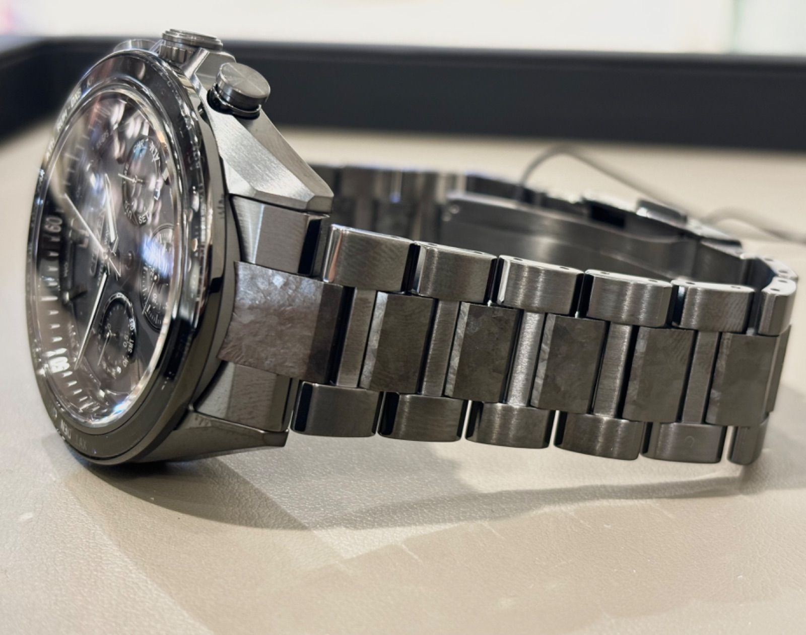 TTD 11660 【⭐︎ あ様⭐︎】【美品・数量限定】 世界限定2,300本】 CITIZEN シチズン CC4067-66E 【 HAKUTO-R