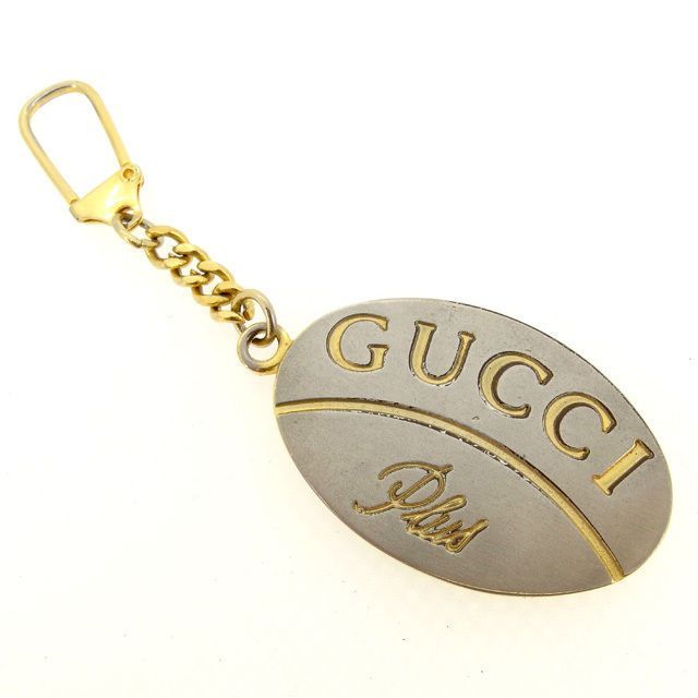 GUCCI キーホルダー チャーム ゴールド プレート グッチ キーリング キーホルダー チャーム ロゴプレート