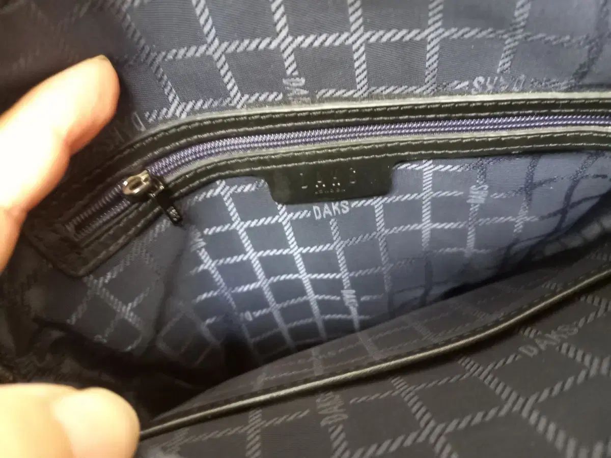 ダックスクロス