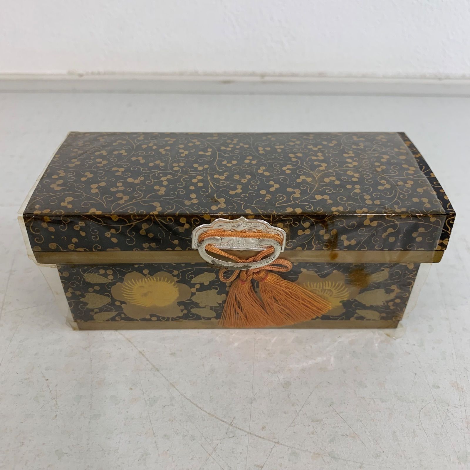 古い雛道具◇御三ツ揃◇木製 蒔絵 唐草 漆器 雛人形 骨董 ドール