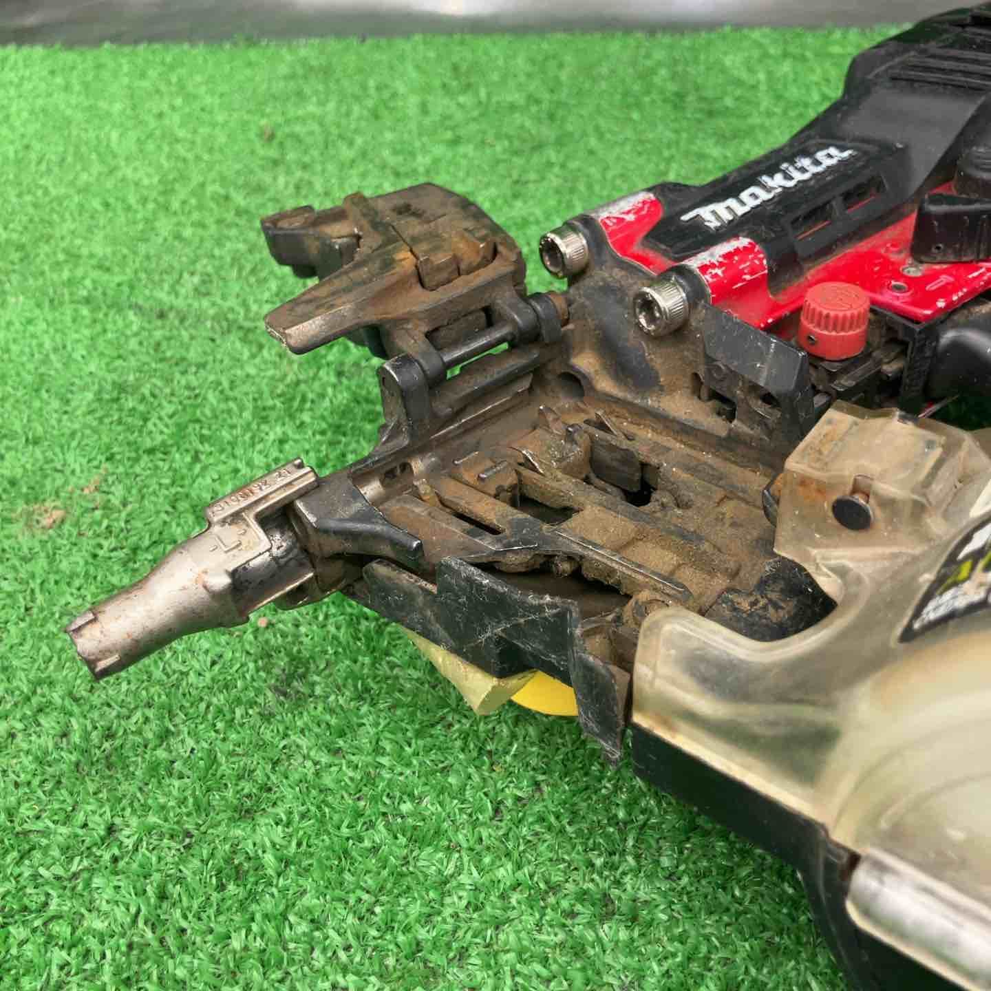 マキタ makita 高圧 エア釘打ち機 AN534H 赤 N50対応 桶川店 DECORATOM_COM_BR