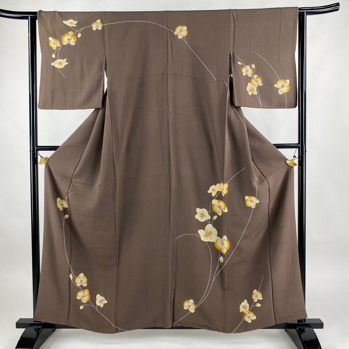 付下げ 身丈159cm 裄丈63.5cm S 袷 辻村ジュサブロー 落款 胡蝶蘭 茶色  