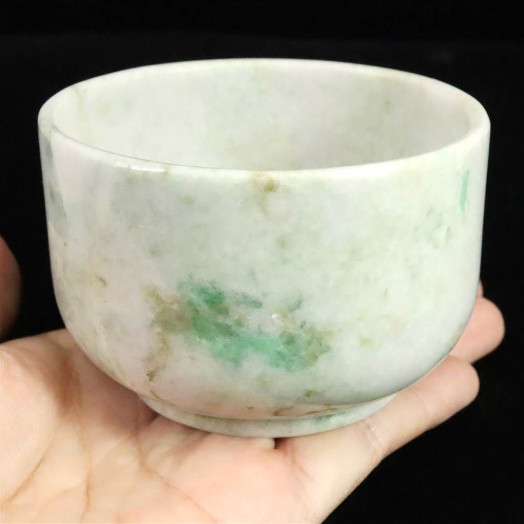 ミャンマー産ラベンダーヒスイ ミャンマー産ラベンダー翡翠・ルース 3.0カラット - パーフェクト