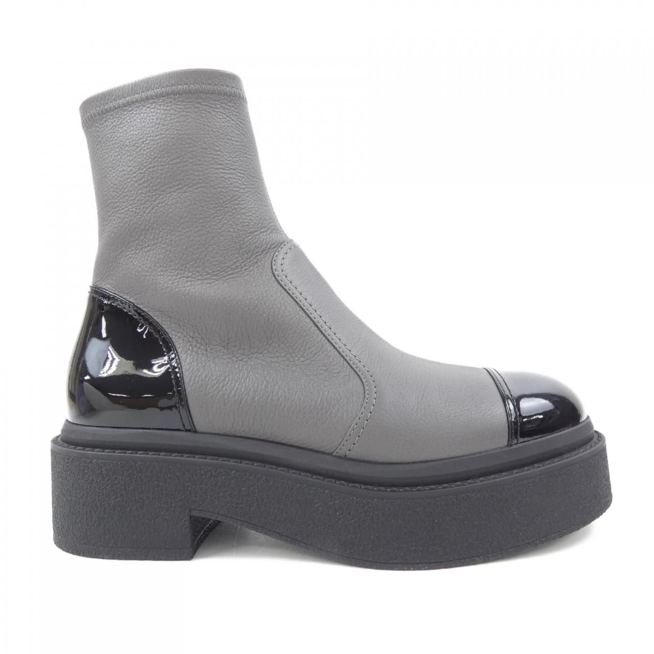 シャネル CHANEL ショートブーツ G45329B14510 ブーツ