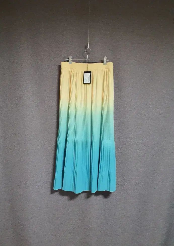 ランバンコレクション グラデーション プリーツ スカート 66サイズ 正規品