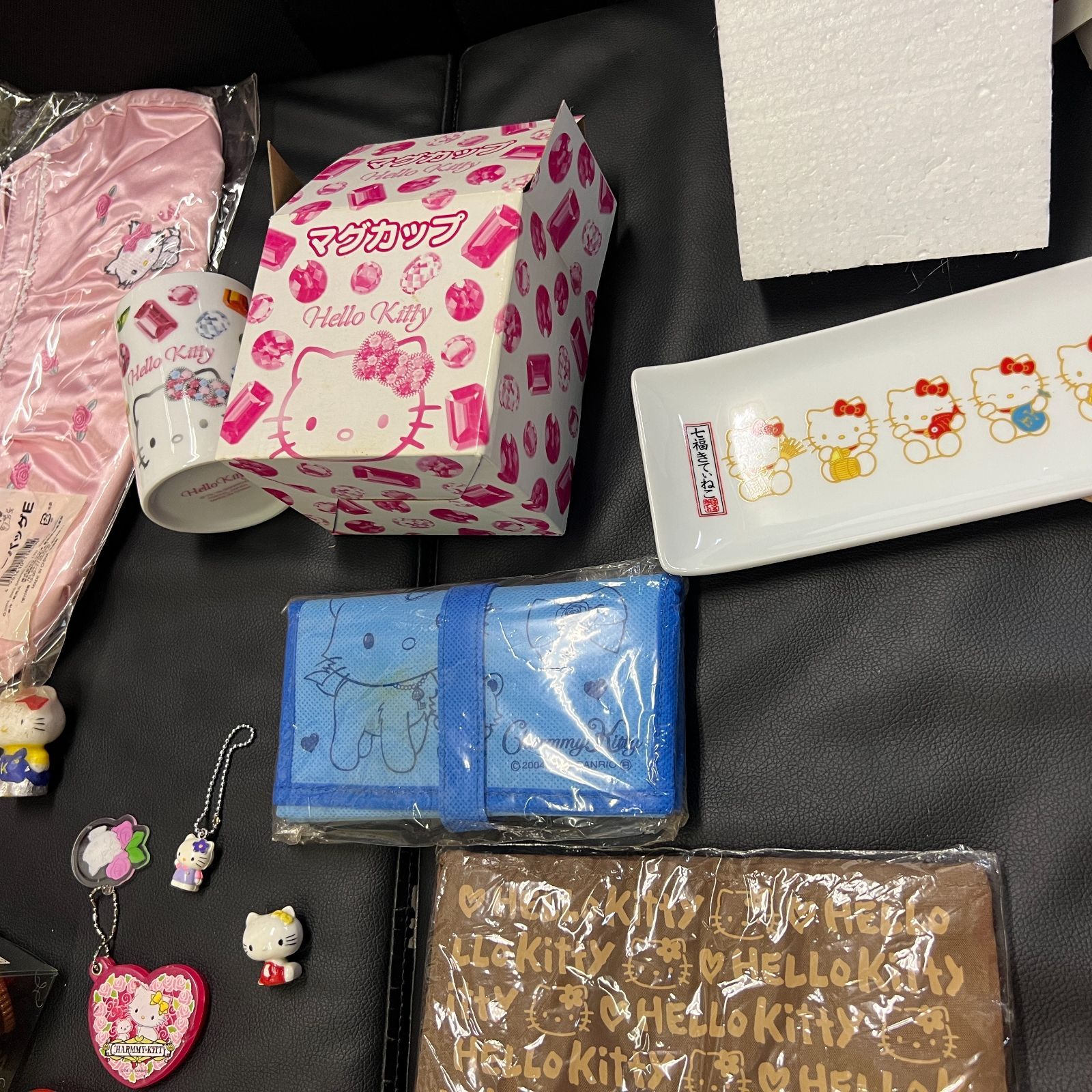 ハローキティ グッズ 大量まとめ売りセット（バッグ・食器・文具・小物