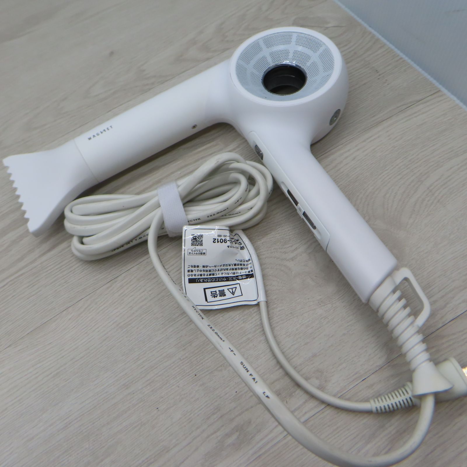 店頭 クレイツ MAGNET Hair Pro ドライヤーゼロ HCD-G06W C5-19
