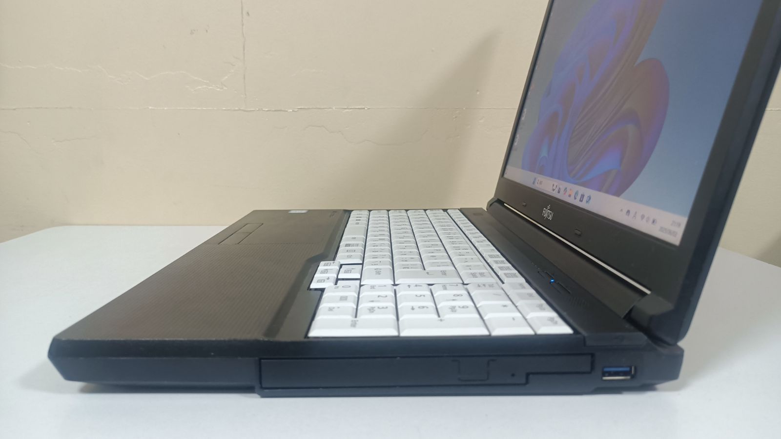 SSD128Gメモリ8G