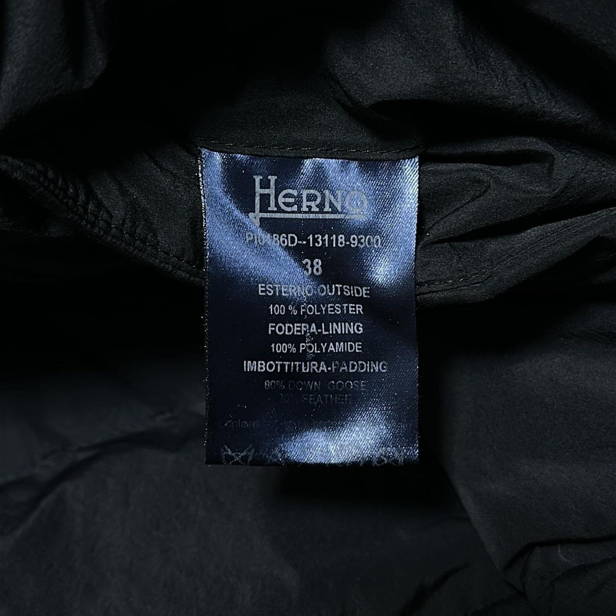 HERNO ヘルノ ダウンコート サイズ38 S レディース - 黒 長袖 ジップアップ 冬 GULLKHAN_COM