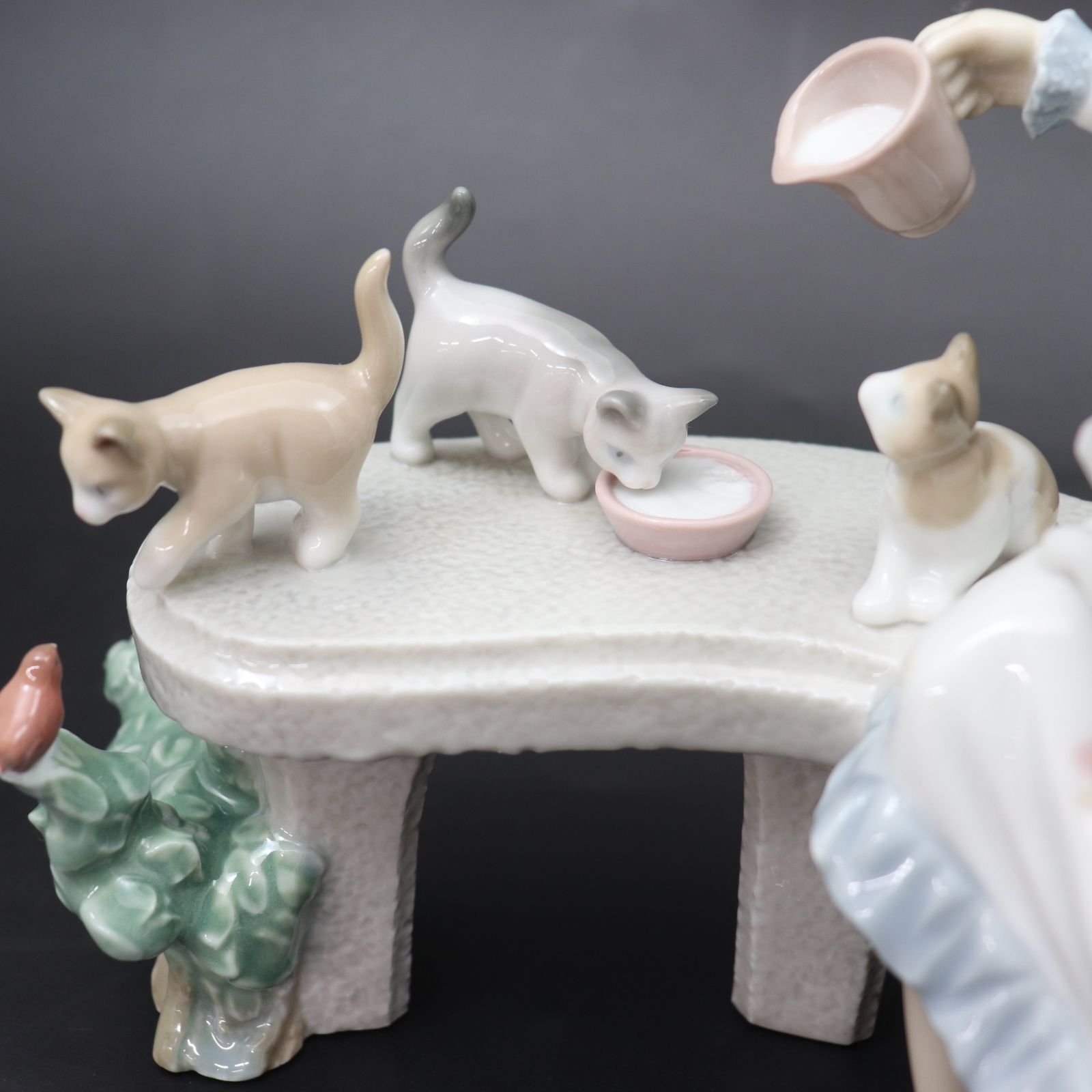 ITWAWKZY53UG LLADRO リヤドロ ミルクの時間 #6109 少女 猫 ねこ