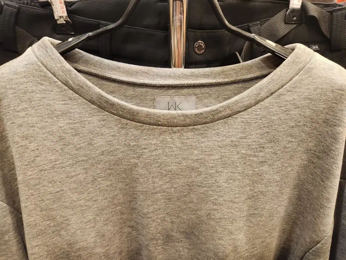 Tシャツ