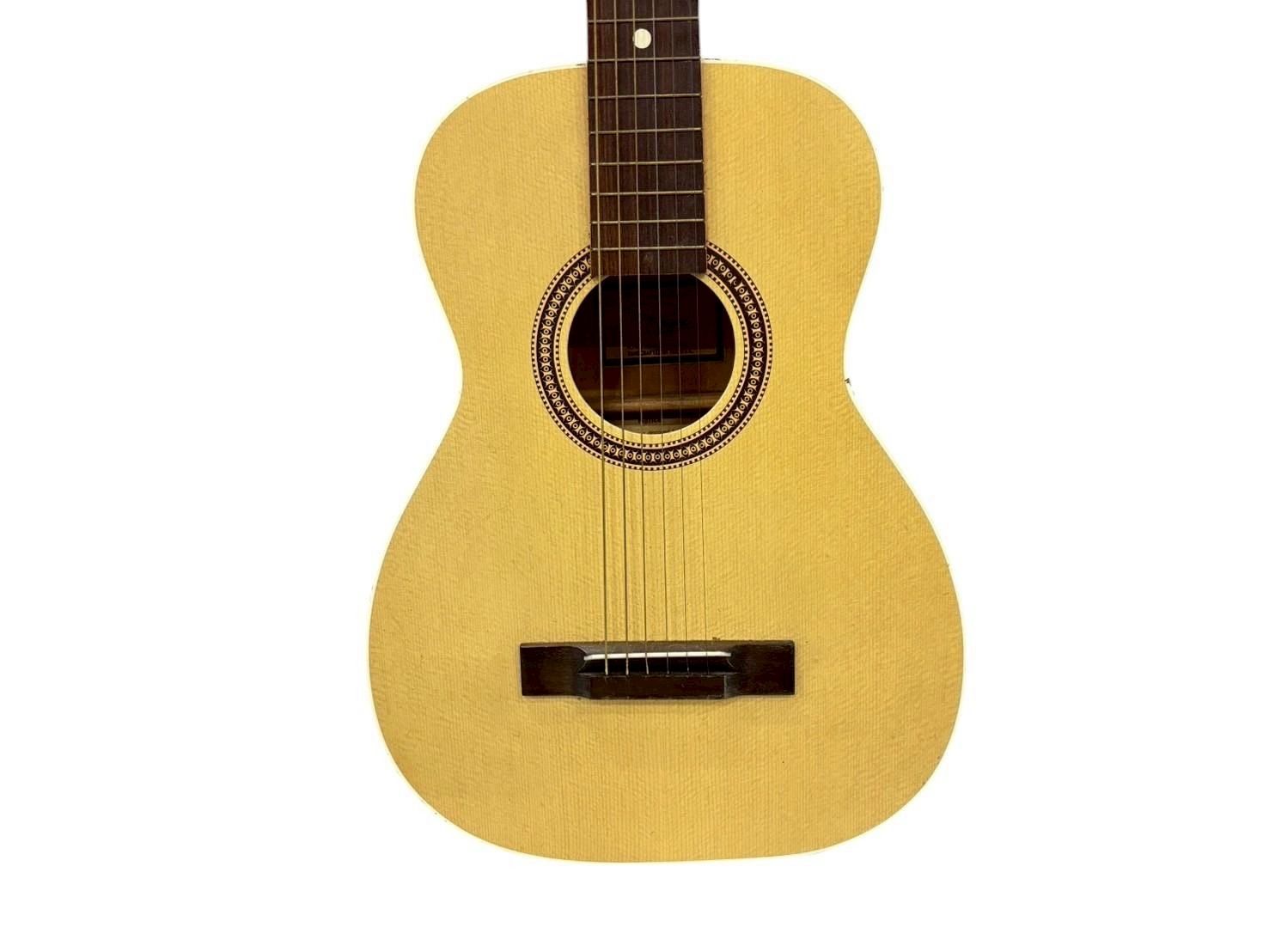 Regal リーガル クラシックギター T-15