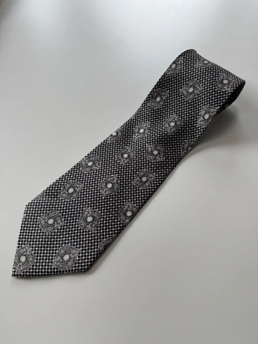 【中古】 モテるための哲学/幻冬舎/二村ヒトシ モテるための哲学 (幻冬舎文庫 に 5-1) | 二村 ヒトシ |本