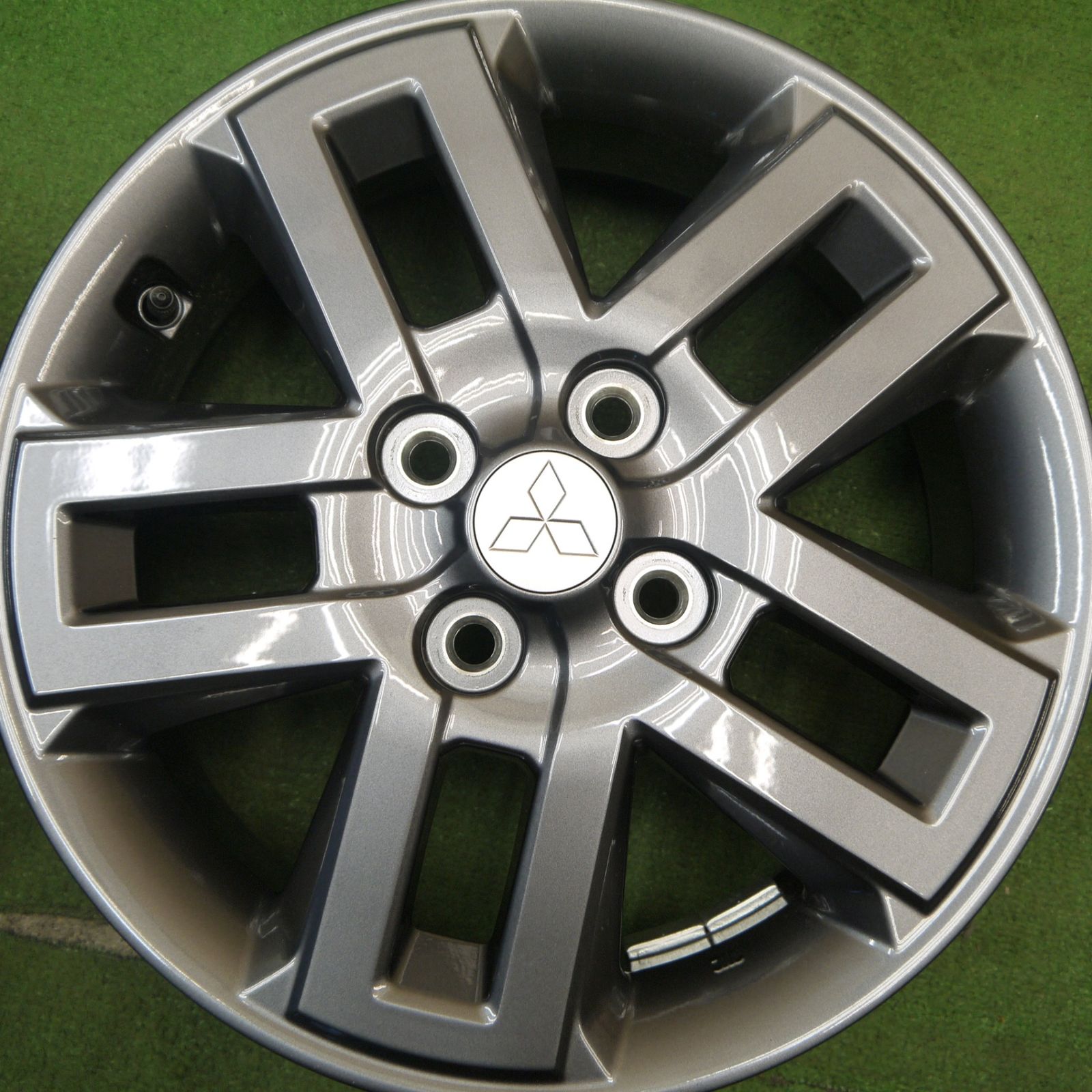 三菱 デリカミニ 純正 15インチ 4.5J +46 PCD 100 4穴 1台分