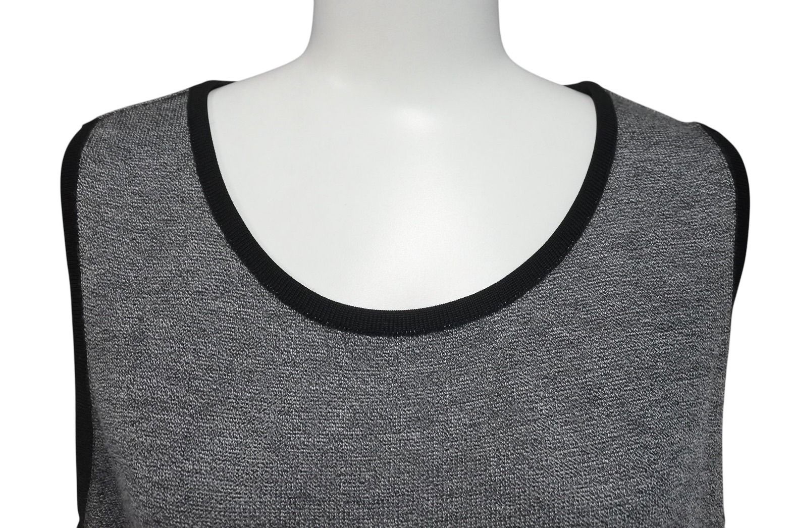 Christian Dior - Christian Dior クリスチャンディオール CDロゴライン タンクトップ グレー レーヨン KWP7L1209 サイズL 美品 中古 4b000480 楽天市場】Christian Dior クリスチャンディオール CDロゴライン