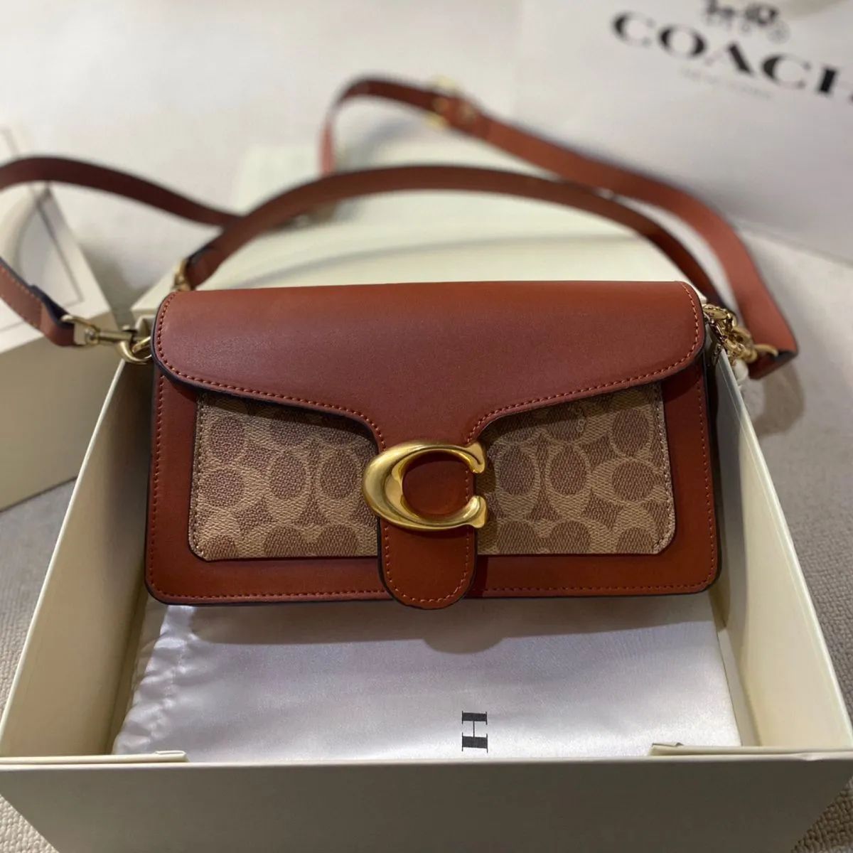 コーチCOACH  ショルダーバッグ 新品