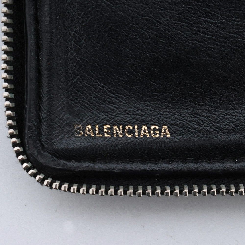 BALENCIAGA