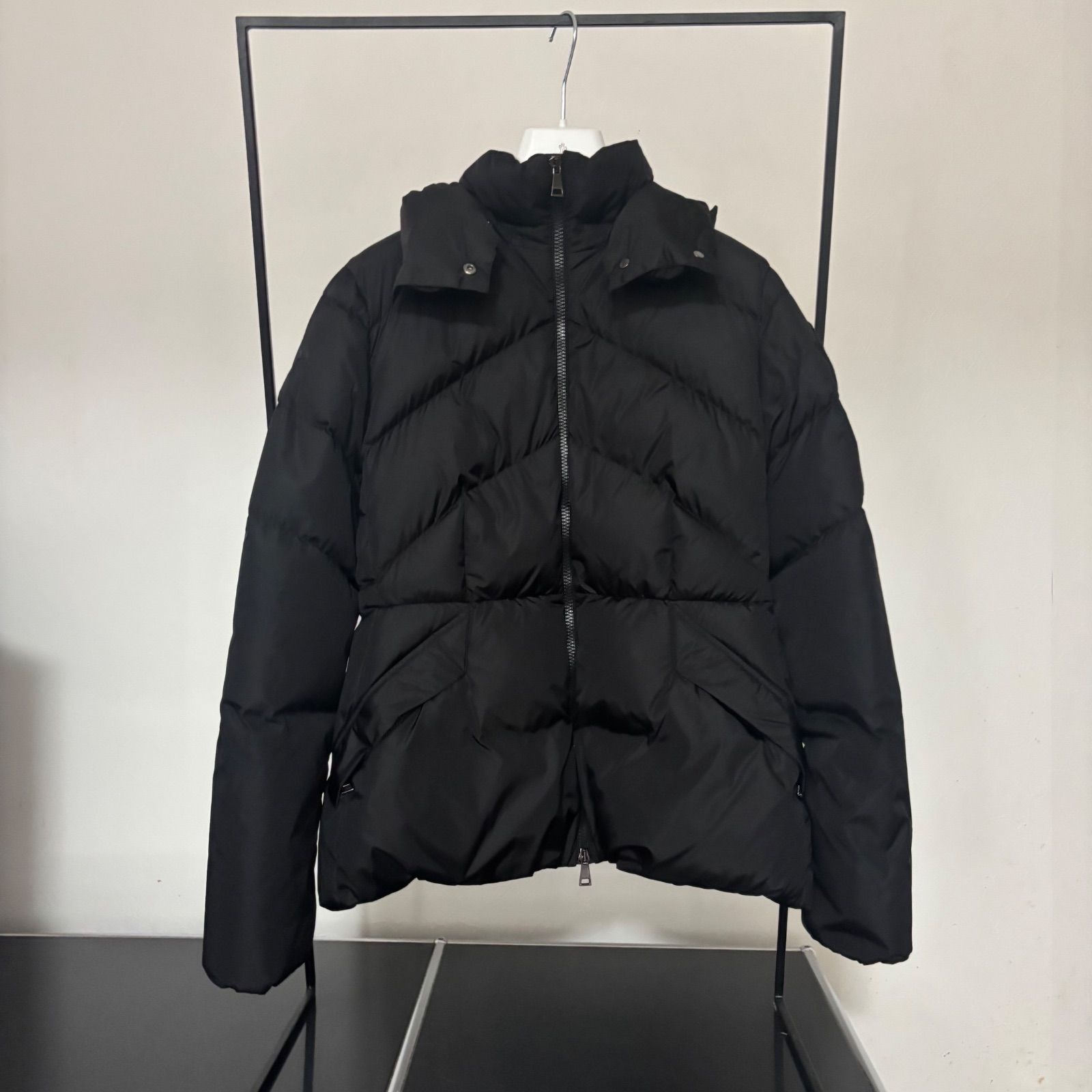 モンクレール☆ALOES☆ブラック☆3☆ショートダウン☆国内正規品☆美品 