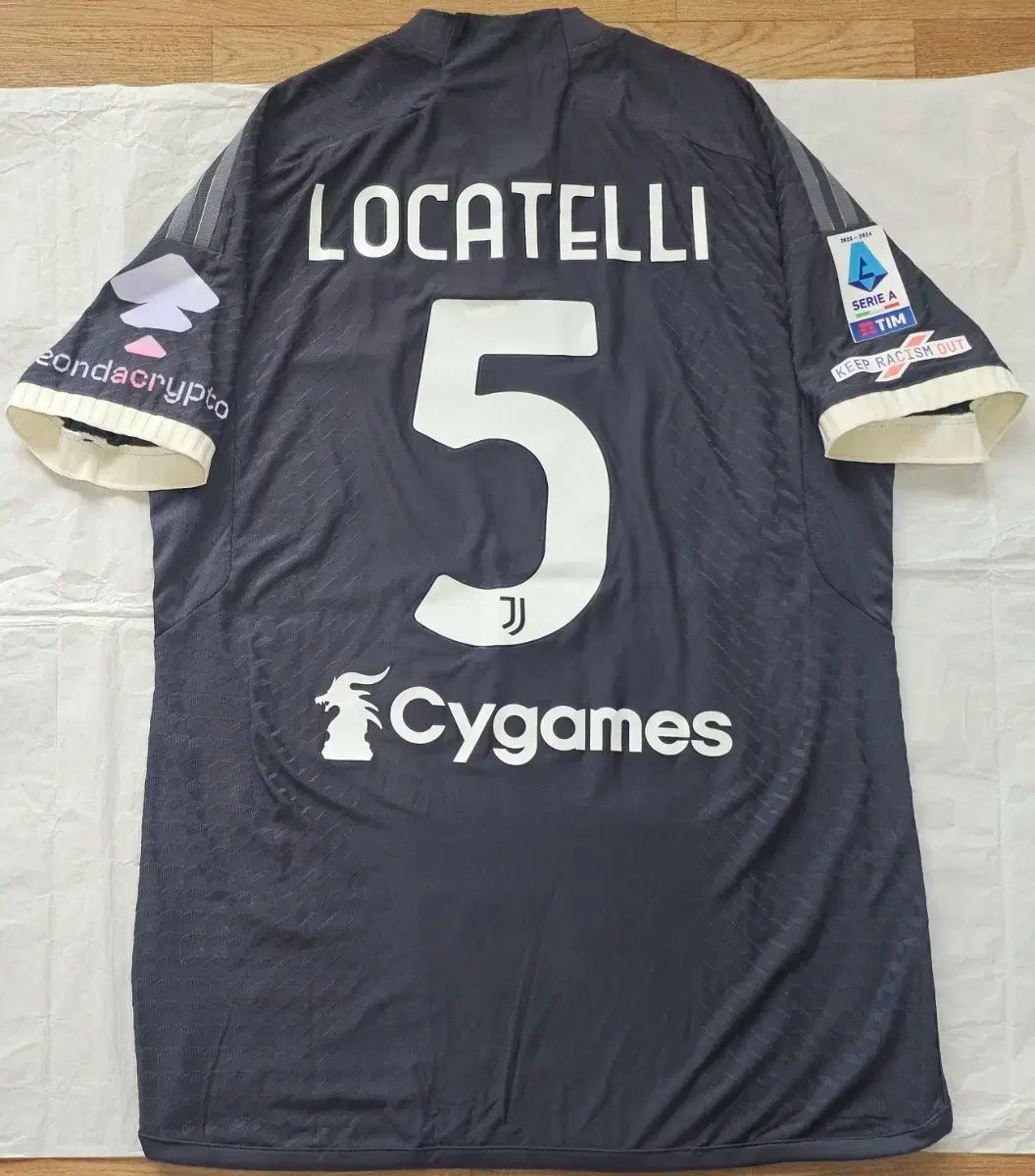 ユヴェントス 23 24 サード 球団 実支給品 5 ロカテッリ