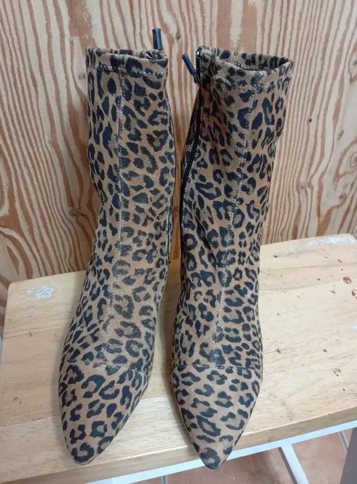 アトリエナイン レオパード ソックスブーツ 250