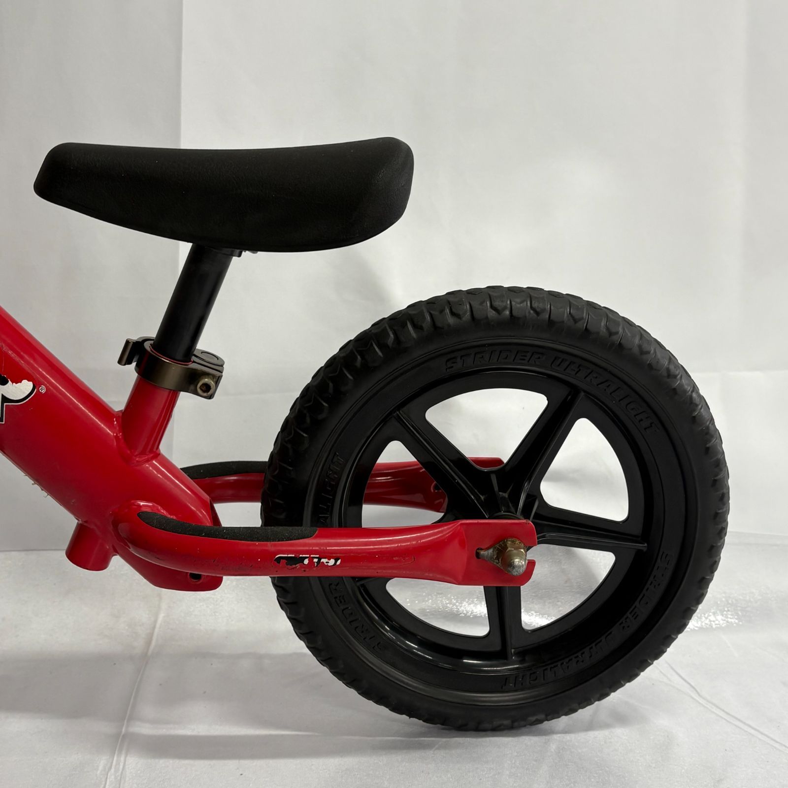 大人気カラー STRIDER 12 SPORT ストライダー スポーツ バランス