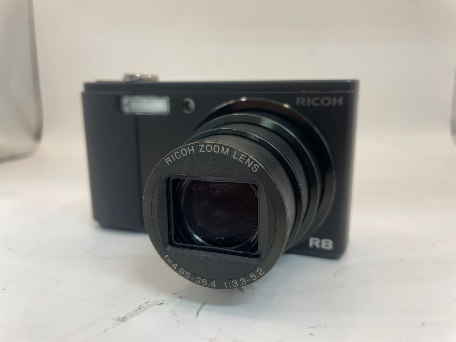 RICOH R8 コンパクトデジタルカメラ　中古　ち動作可能 Amazon | RICOH デジタルカメラ R8 R8BK | コンパクト 通販