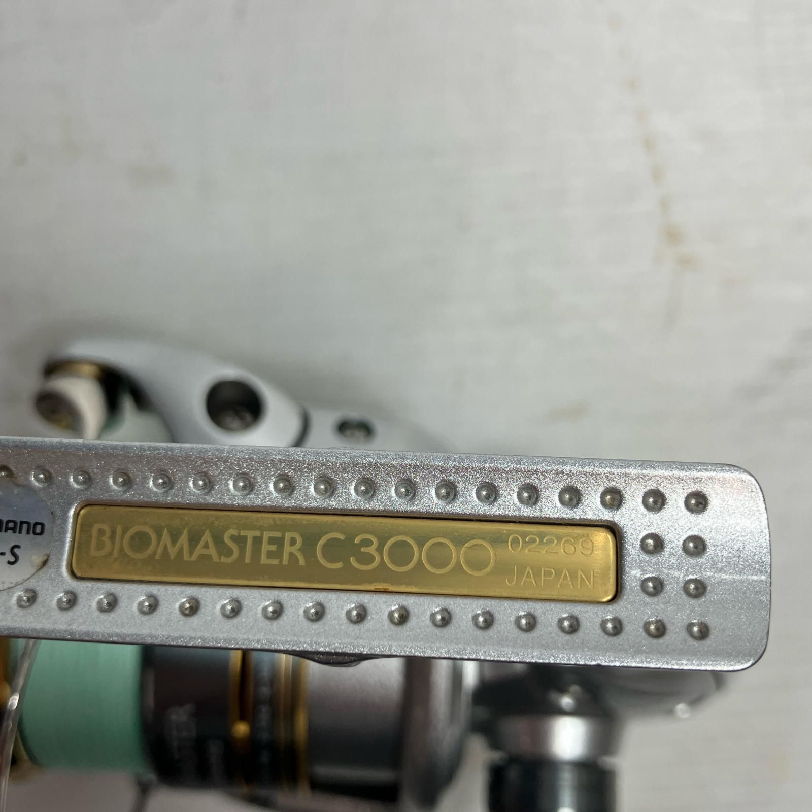 スピニングリール