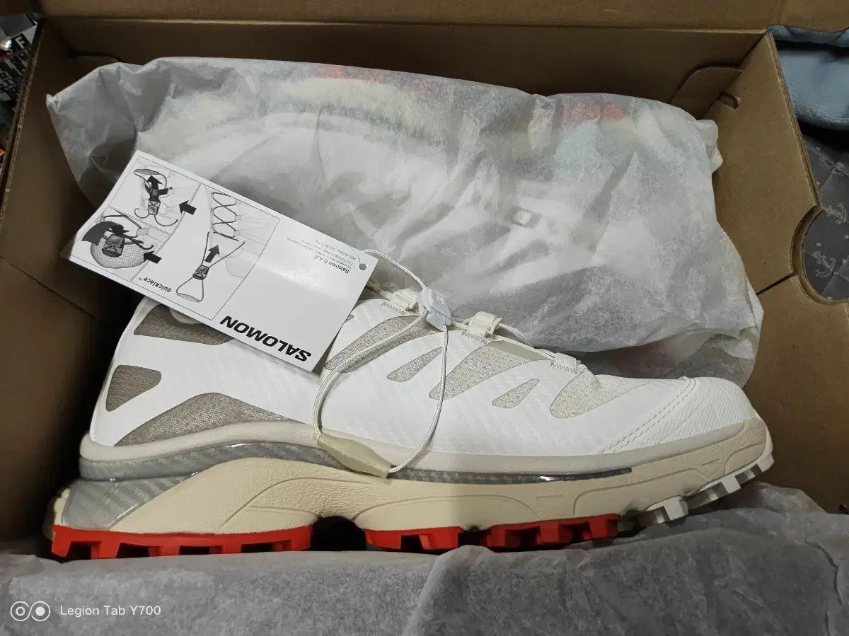 SALOMON サロモン XT ー 4 OG バニラ アイス