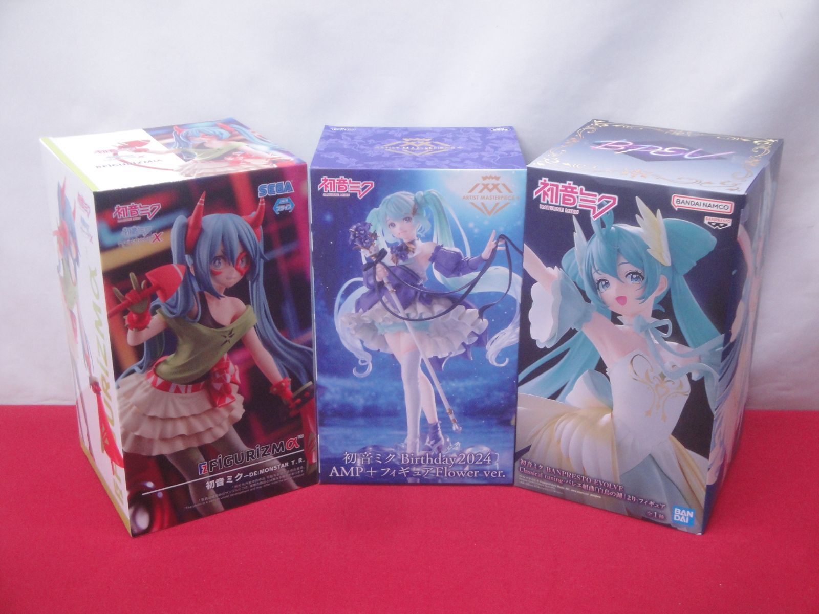 ほぼ未開封品】初音ミク ストリート/教室のセカイの