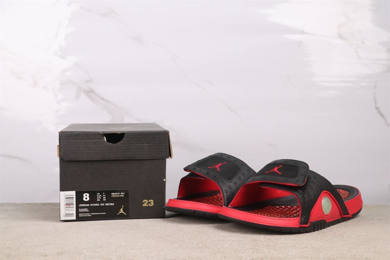 ブラックレッド