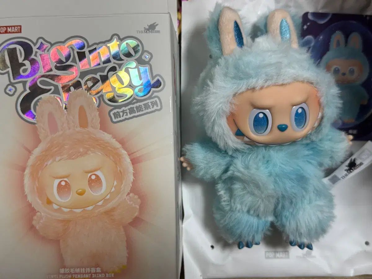 POP MART ラブブ エナジー LOYALTY 正規品 POP MART LOYALTY ラブブ POP MART ラブブ エナジー LOYALTY 正規品 POP MART LOYALTY ラブブ