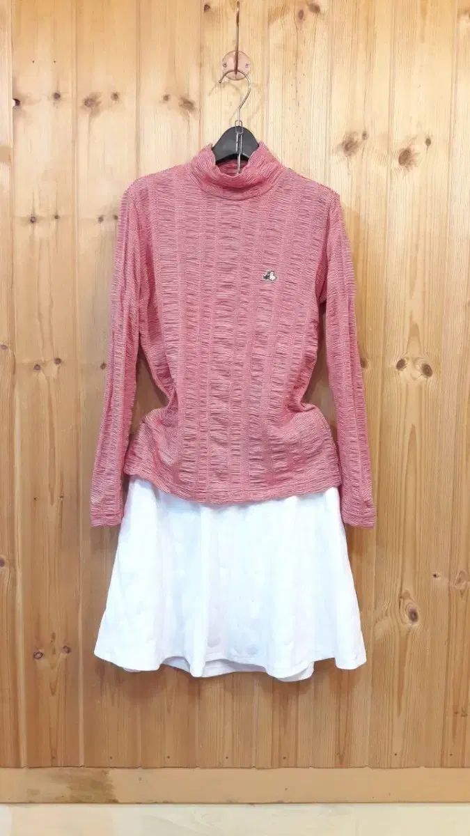 ブラック アンド 白 タートルネック ゴルフTシャツ ( 正 品 )*