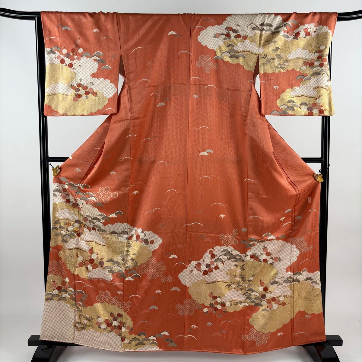 正絹　紬訪問着　出品番号122 紬 美品 秀品 身丈166cm 裄丈67cm 正絹（紬 身丈166cm 裄丈67cm