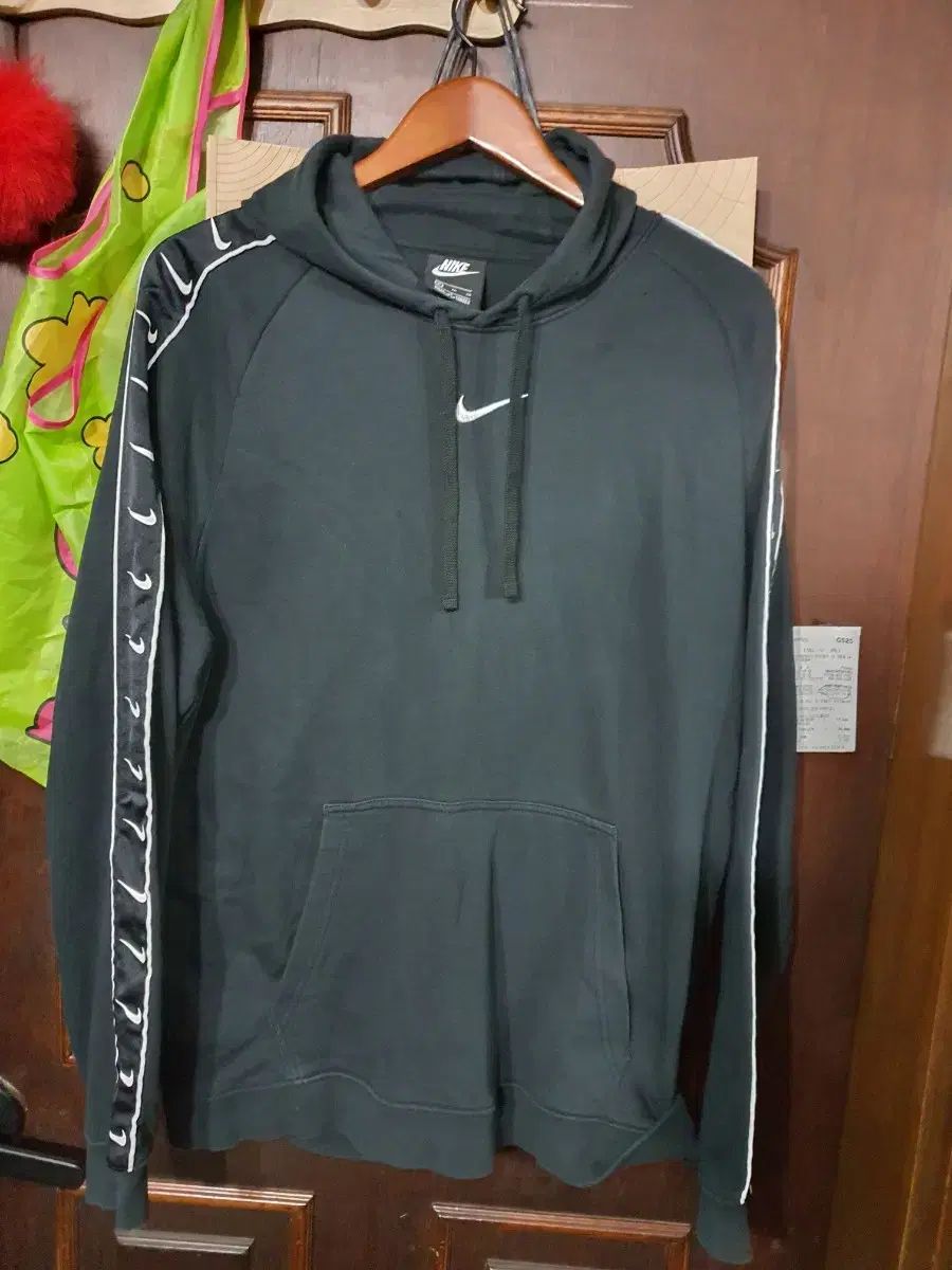 【雷市場（ポンジャン）商品韓国直送】 NIKE(ナイキ) マルチ SWOOSH スウッシュ サイド 105 ビンテージ レトロ レア オンニ・ワン ワンu0026オン