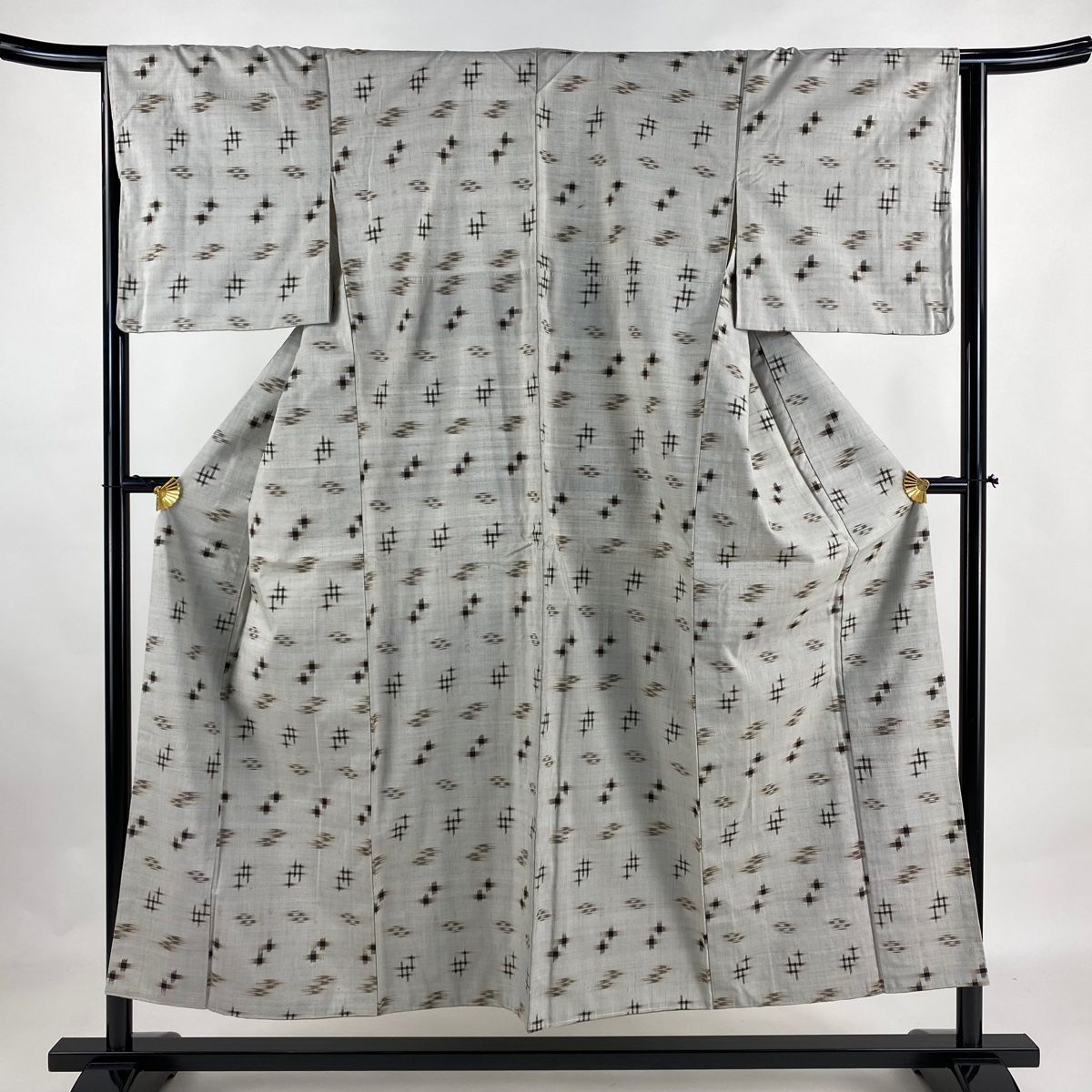 大島紬 身丈157.5cm 裄丈63.5cm S 袷 都城 桑原啓之介 証紙 菱 雲文  