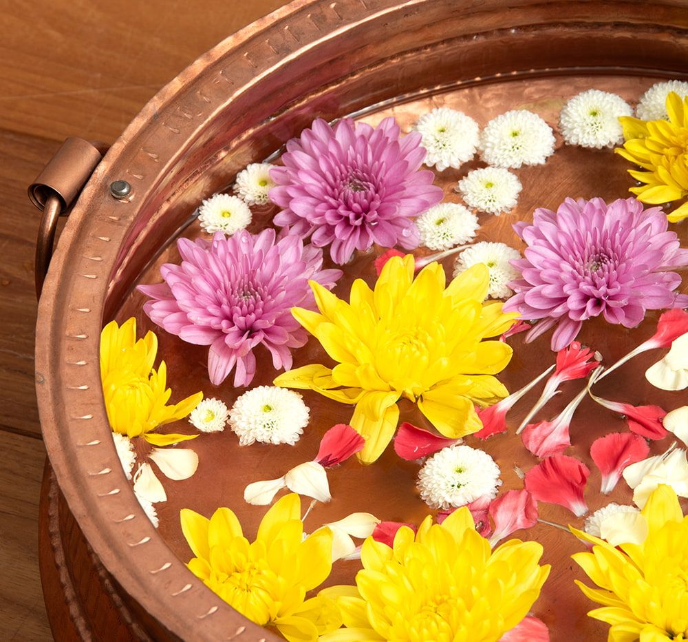 ネパールの銅の水盆 カッパー フットバス 直径30cm程度 | 水盆 フットバス 足浴桶 スパボウル 足湯 フットボウ