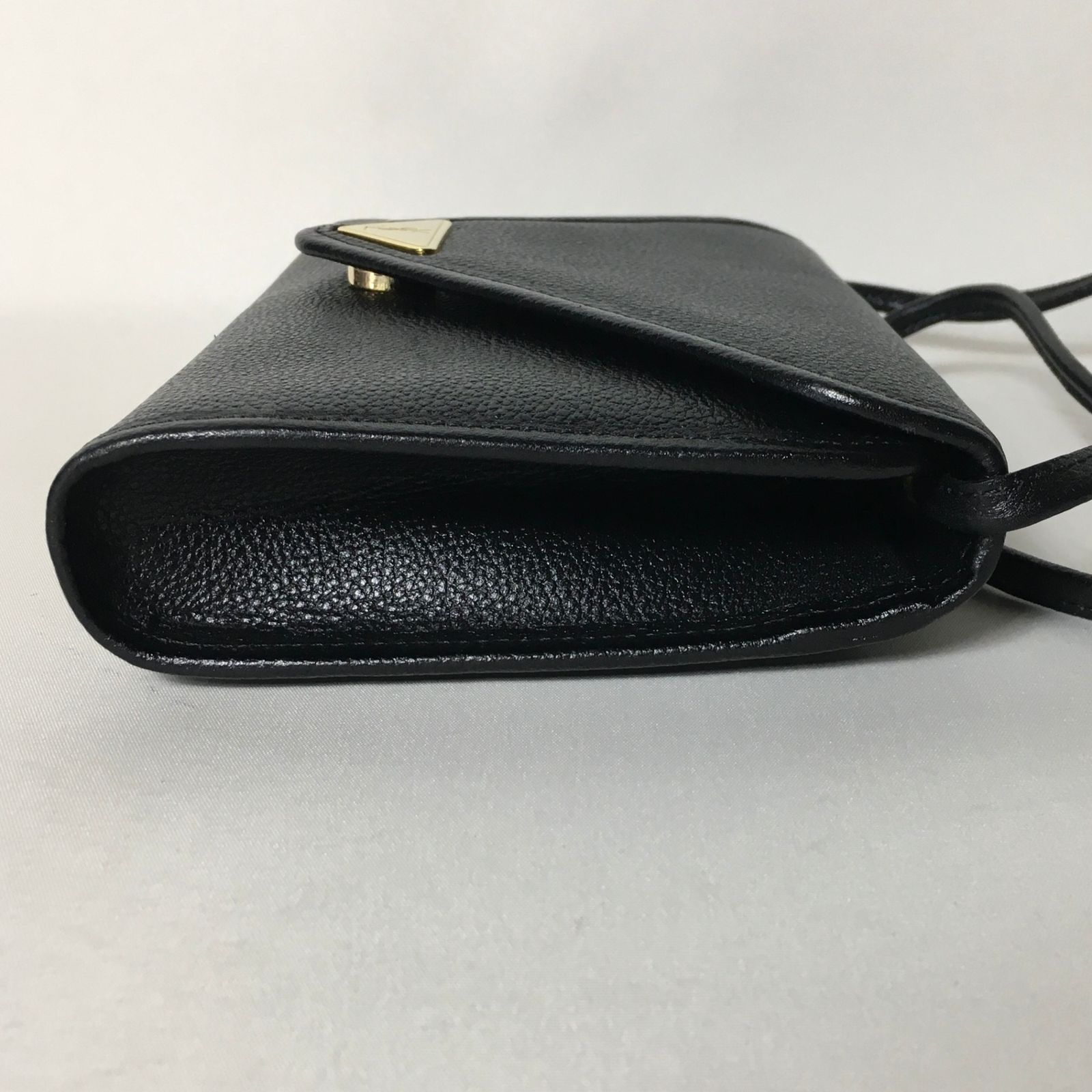 2505-320｜美品｜イヴサンローラン ショルダーバッグ ブラック YSLロゴ 2505-320｜美品｜イヴサンローラン ショルダーバッグ ブラック