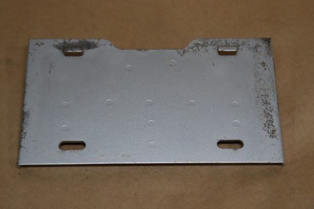 ヤマハ YB50 UA05J ナンバープレートホルダー Y275-70