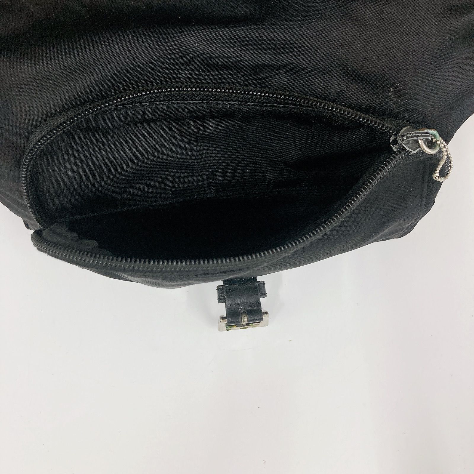 極美品 PRADA ナイロン ボストンバッグ 三角プレート ファスナー ブラック PRADA(プラダ) 三角プレートナイロンボストンバッグ ブラック