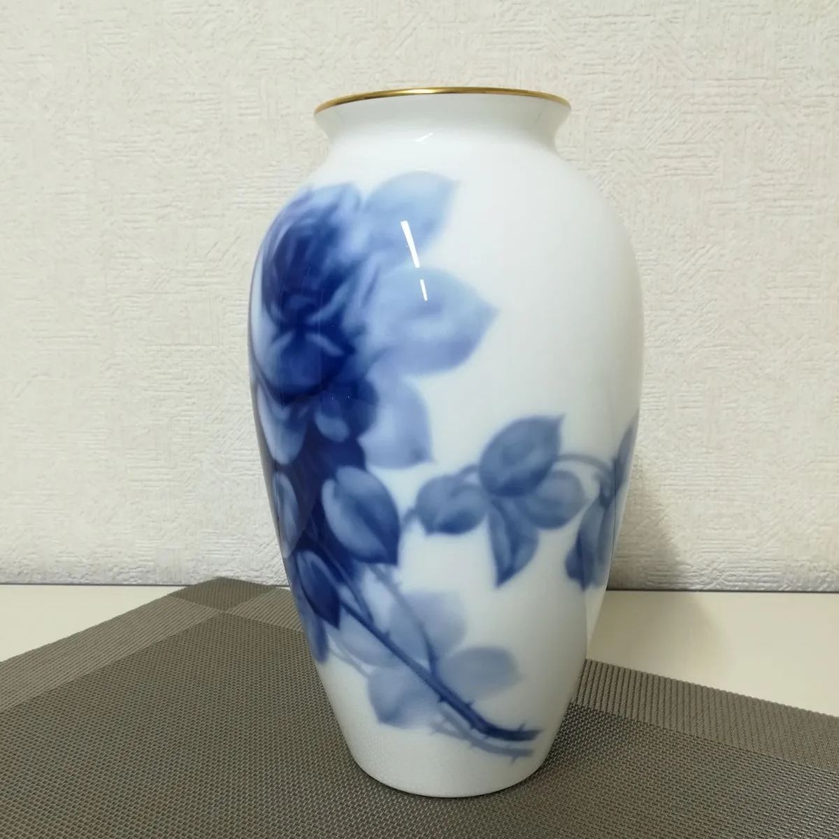 【未使用】大倉陶園 花瓶 梅 花器 フラワーベース 大倉陶園 ブルーローズ 花瓶 花器 フラワーベース 中古美品