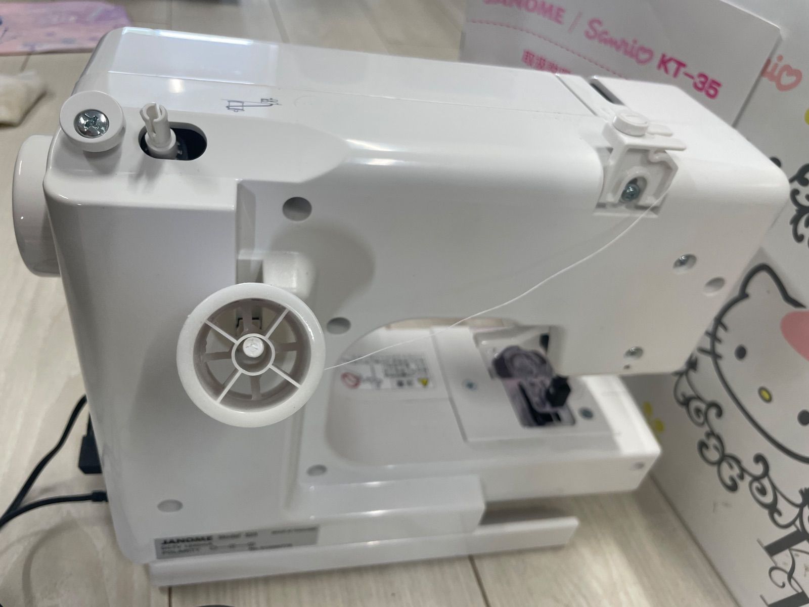 ジャノメ JANOME ハローキティ ミシン コンパクト KT-35 【公式通販】