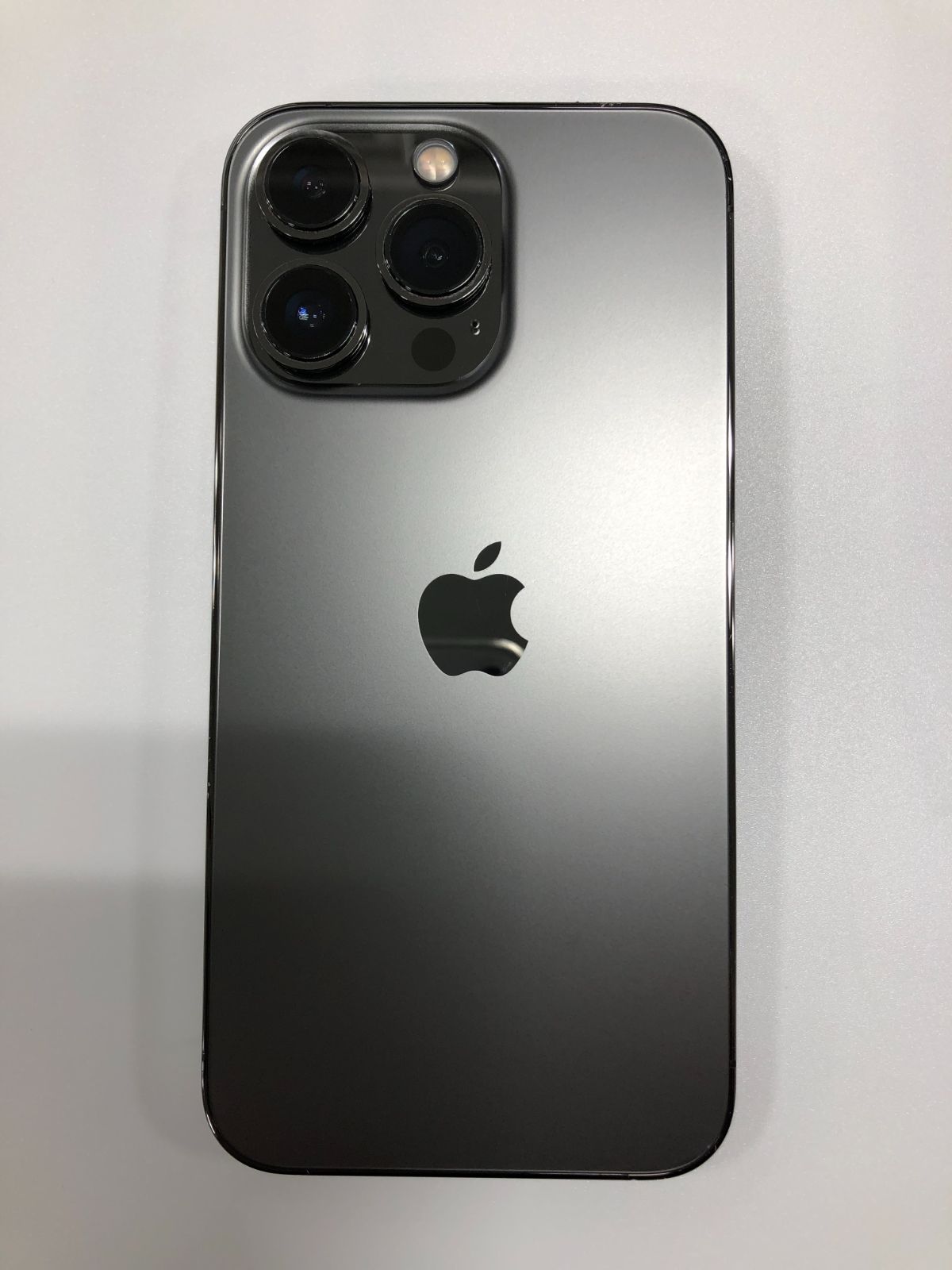 【中古】iPhone13 Pro 256GB グラファイト バッテリー88％ SIMフリー ドコモ本体