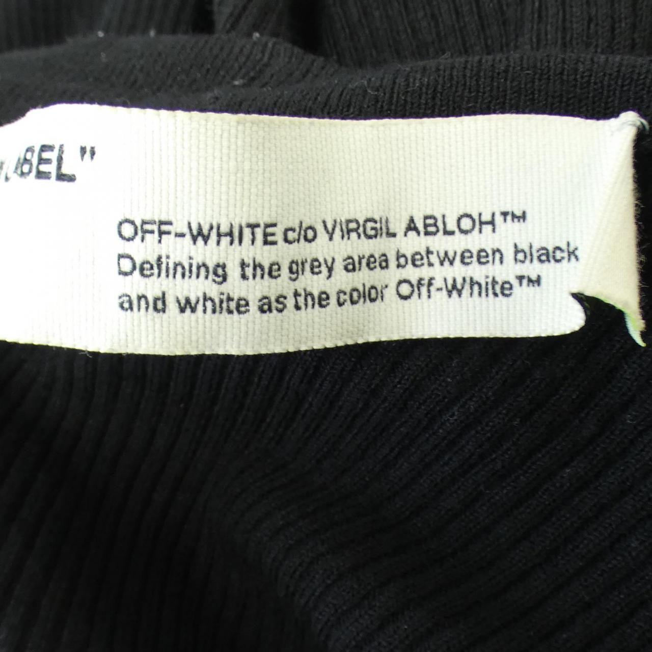 【極美品】PLEATS PLEASE プリーツ　モックネック　3 グレー系　長袖 極美品】PLEATS PLEASE プリーツ モックネック 3 グレー系 長袖 ISSEY