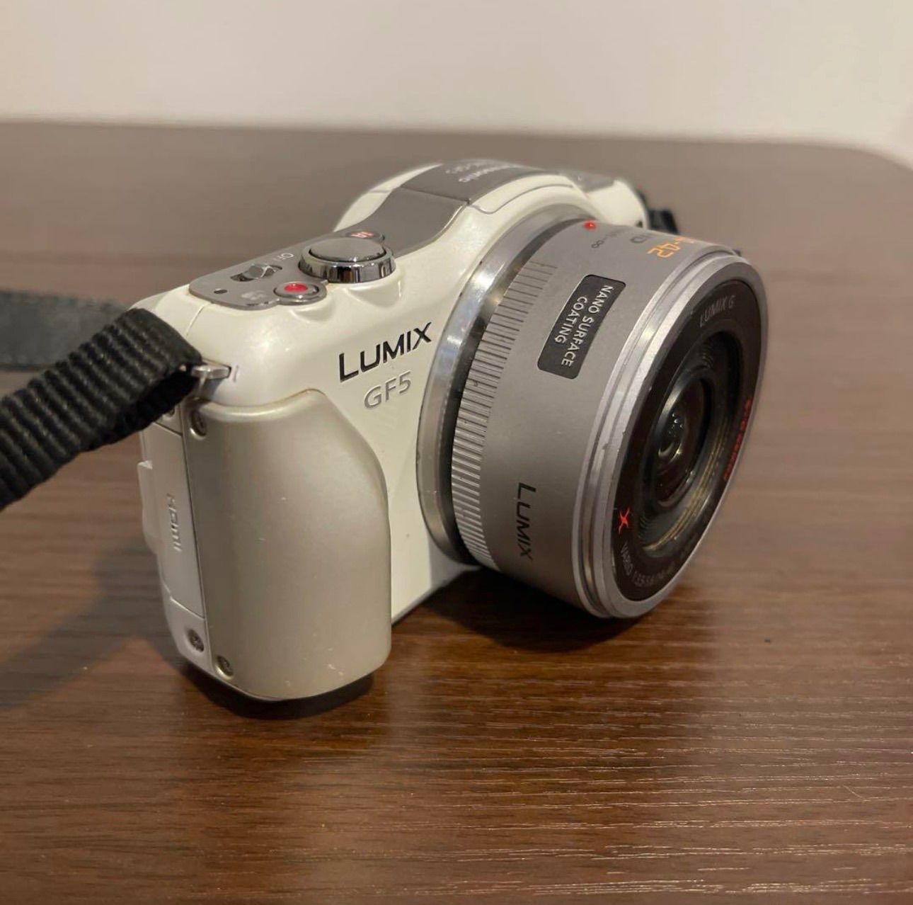 5054 Panasonic LUMIX GF5 ホワイト レンズ付き パナソニック LUMIX