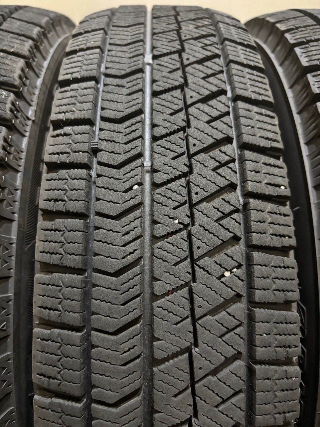 スタッドレス 4本