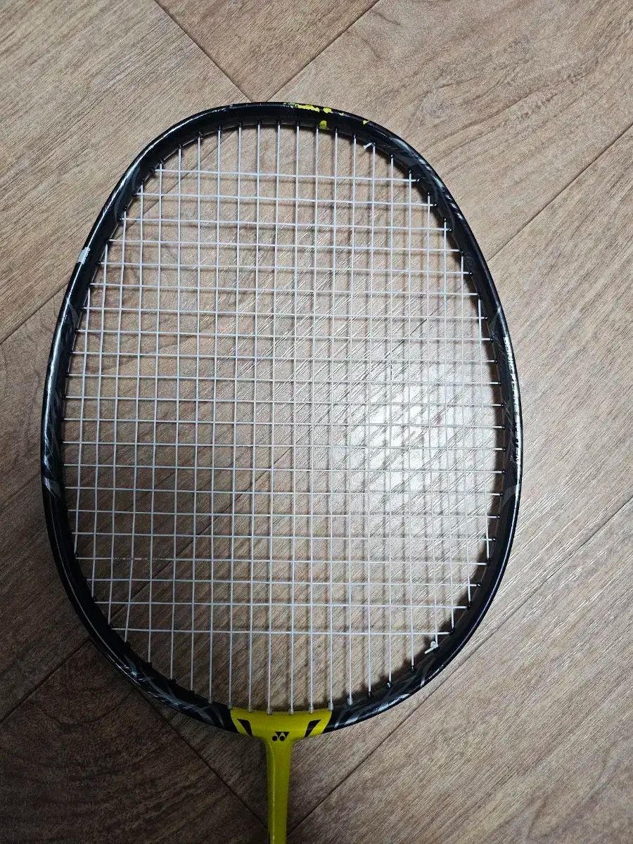 Yonex Badminton racquet Nanoflare 1000Z - need repair | eBay