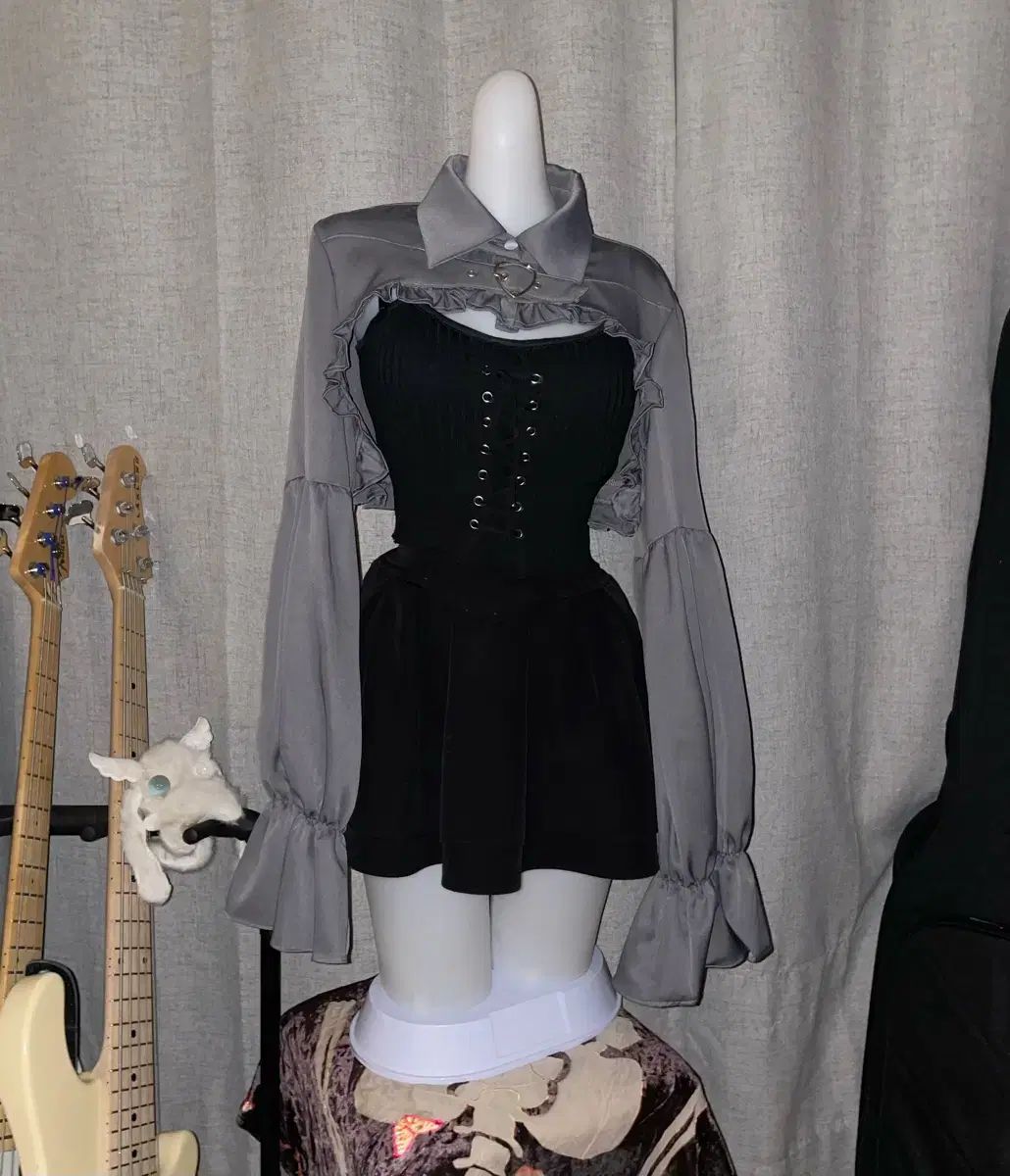 魔法少女 チャコール ハートバックル ボレロ