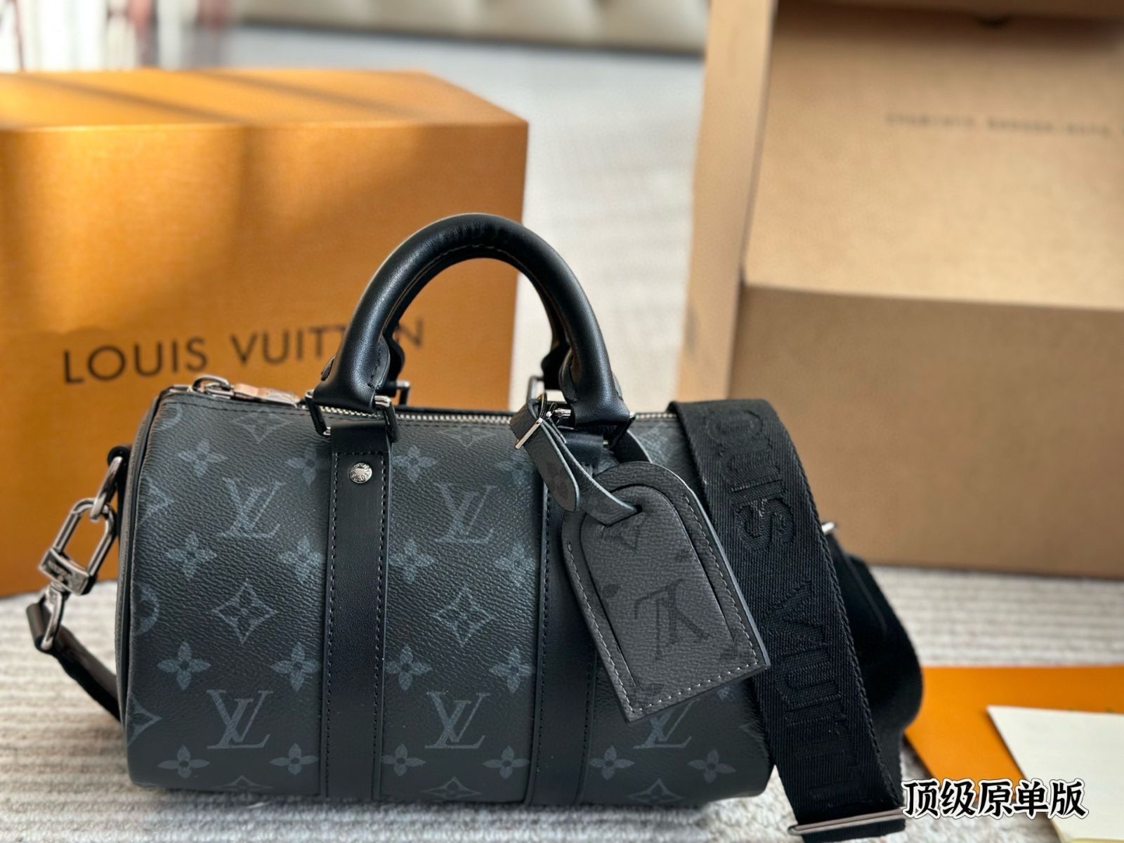 【NIGOコラボ】◆Louis Vuitton◆ KEEPALL 25 Louis Vuitton x NIGO Monogram Reverse Canvas Stripes City