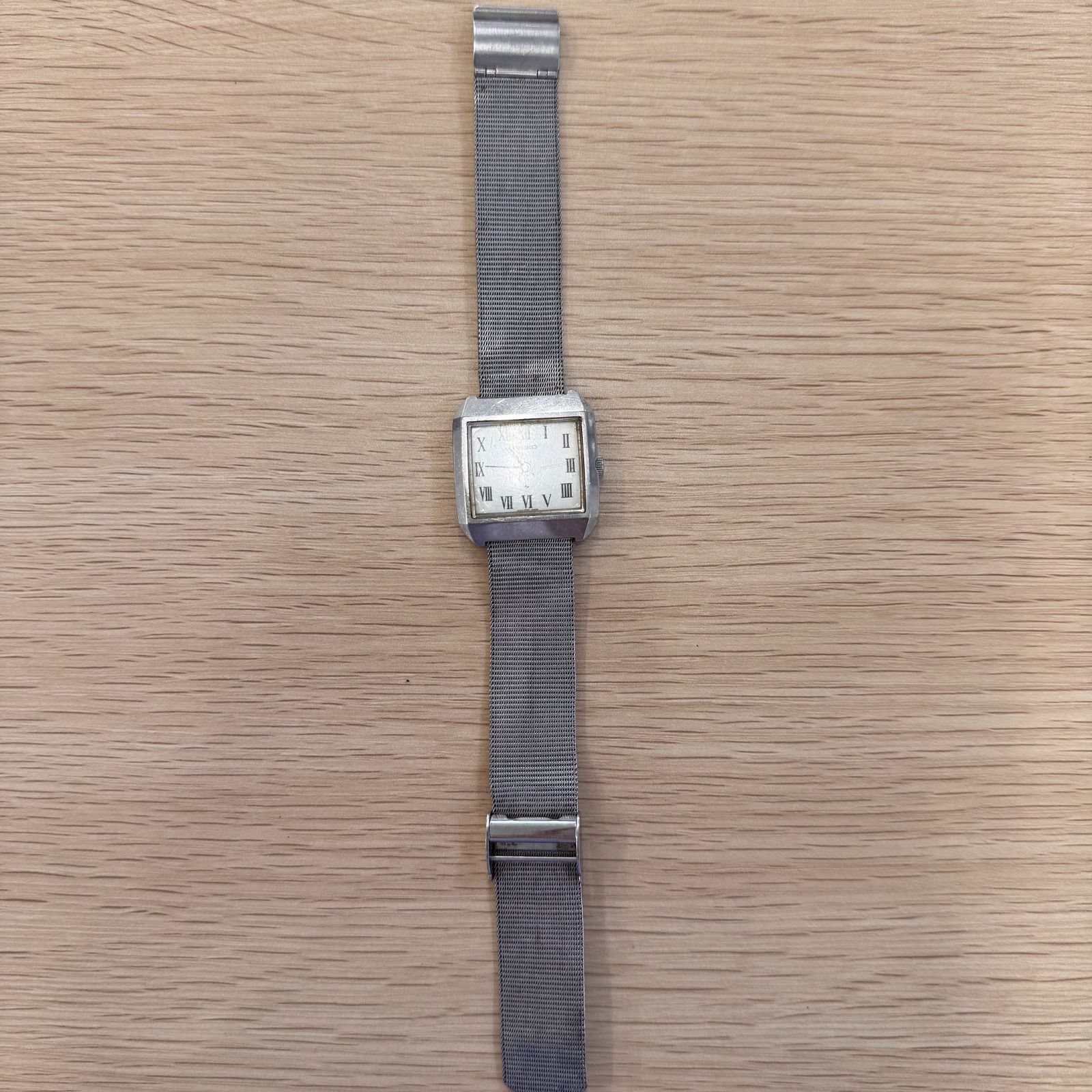 レア◇中古動品◇2220-3173◆セイコー シャリオ 2針手巻き◇白文字盤 レア◇中古動品◇2220-3173◇セイコー シャリオ 2針手巻き◇白